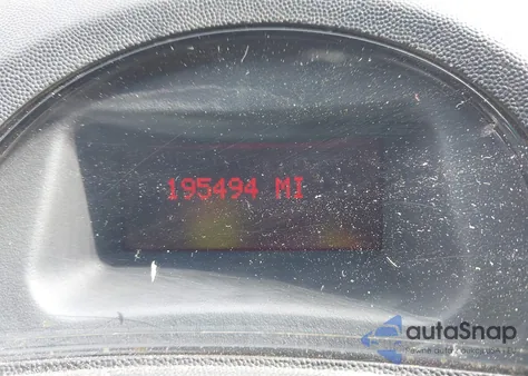 2005 Pontiac Grand Prix z USA, uszkodzony, nr VIN 2G2WP522951253383